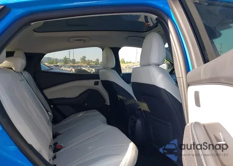 2022 Ford Mustang Mach-E Premium from USA, damaged, VIN 3FMTK3R74NMA19496